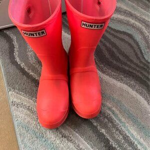 Bright Pink Hunter Rain Boots size 7.5